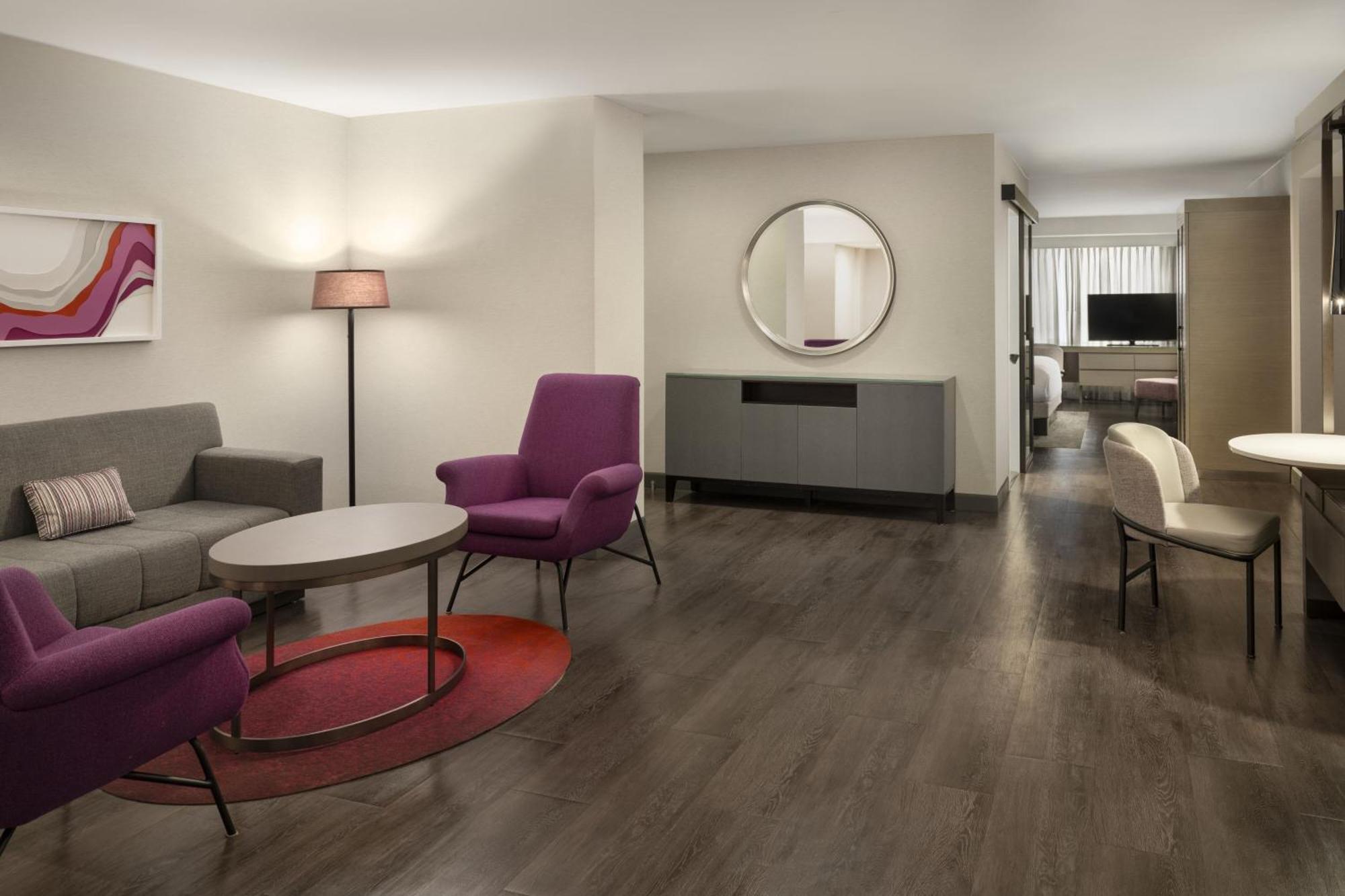 Marriott Marquis Union Square 4*
